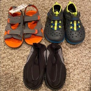 Boys shoe lot size 8T